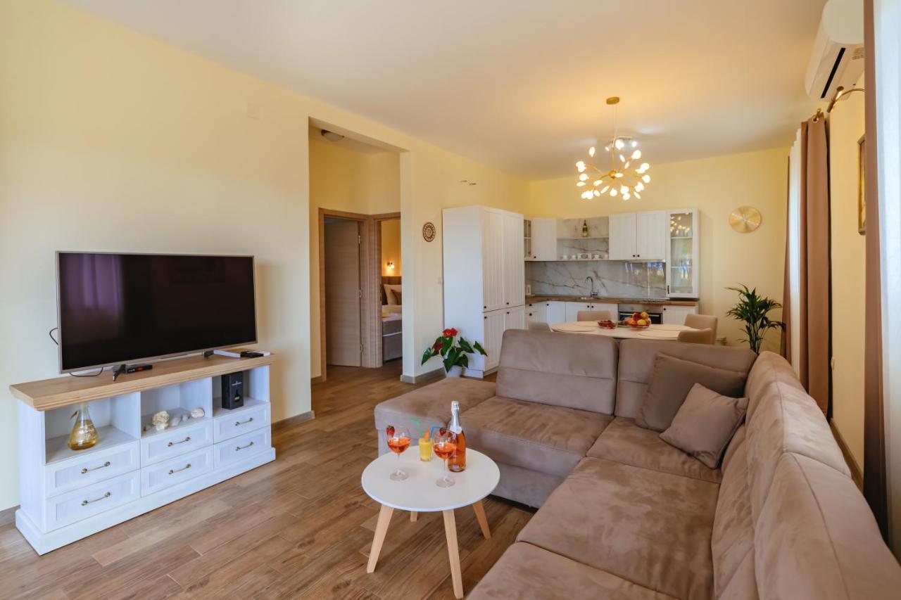 Holiday Home Sea Petrovac Buitenkant foto